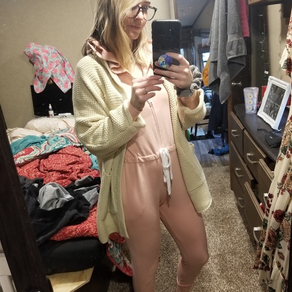 Meet your Posher, Andrea - Picture 1 of 1